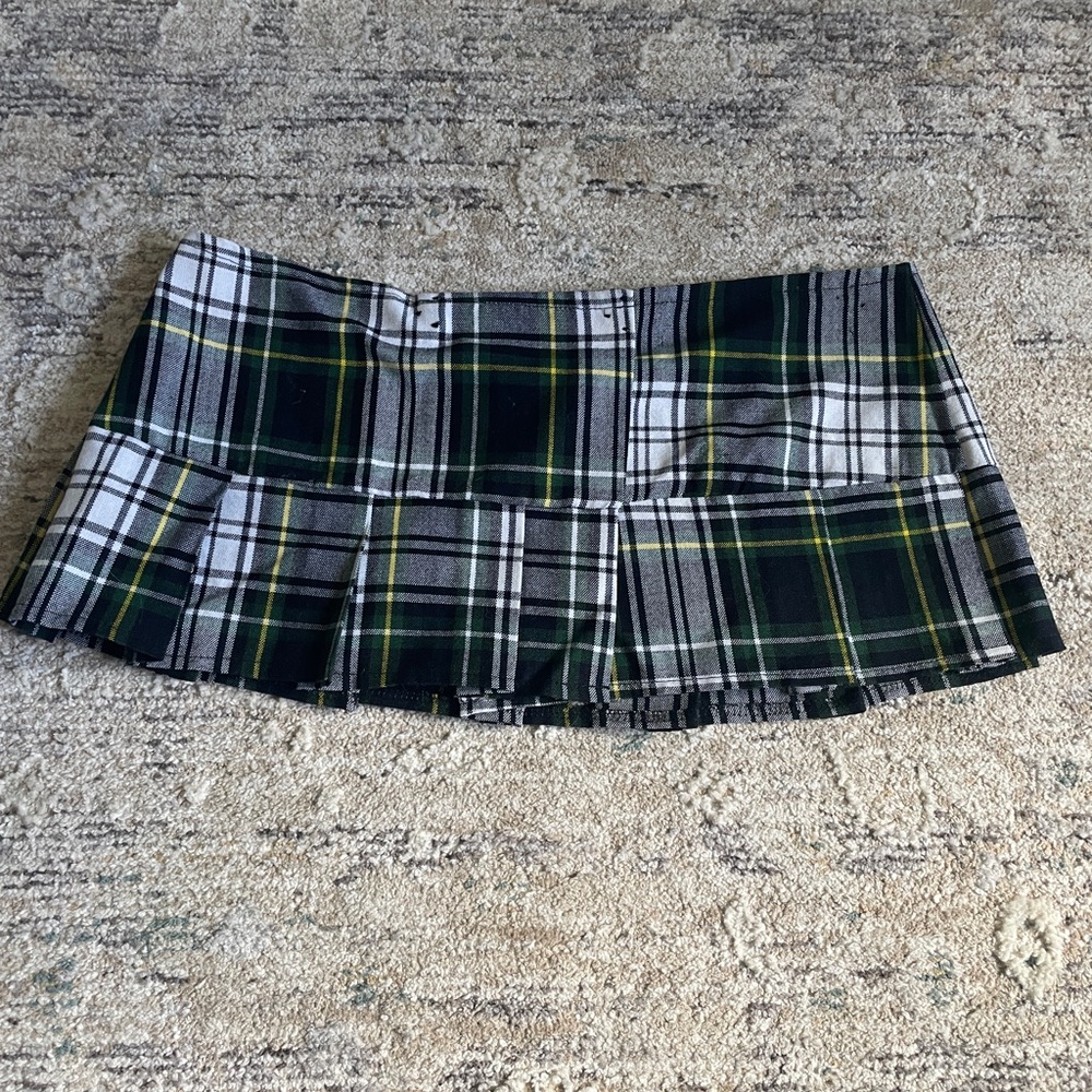 Women’s Plaid Mini Skirt